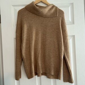 Tan Banana Republic Sweater